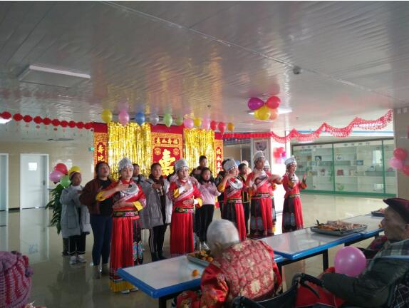 拓展课堂 提高业务水平----我校老年人服务与管理专业学生参观第四人民医院