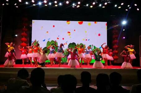 四川省档案学校举行2017年端午文艺晚会