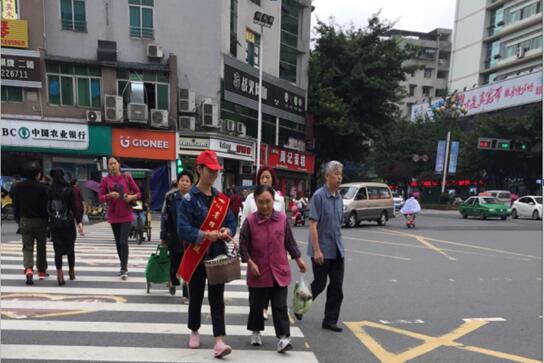 “学雷锋”志愿服务活动系列报道（三）――凝聚青春力量 助力文明城市创建