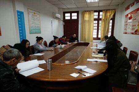 我校组织青年教师汇报课活动