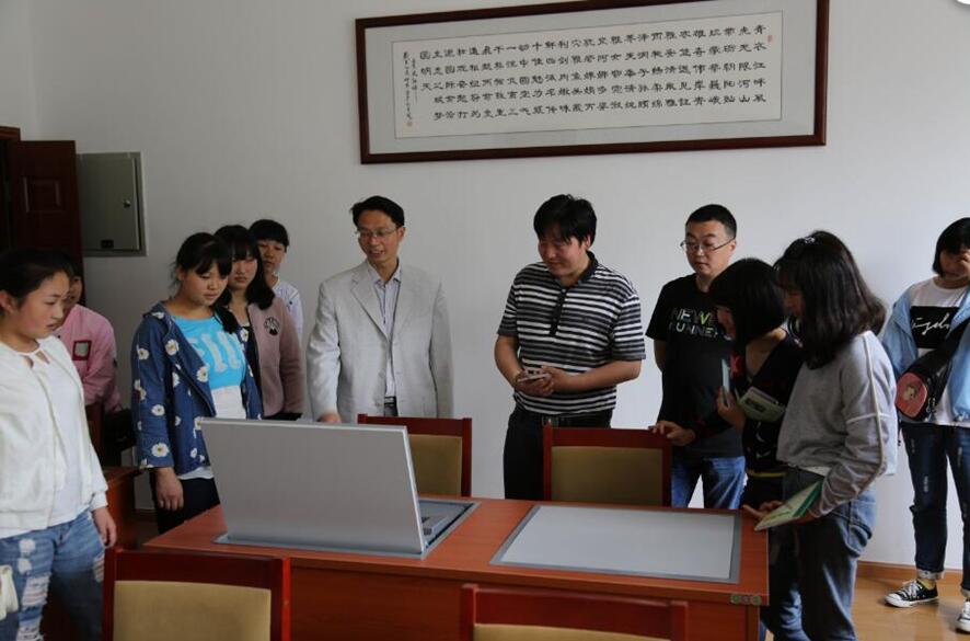 我校老年服务与管理专业师生赴雅安市老年大学参观学习